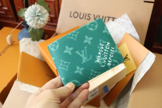 Louis Vuitton Wallets 2 colors