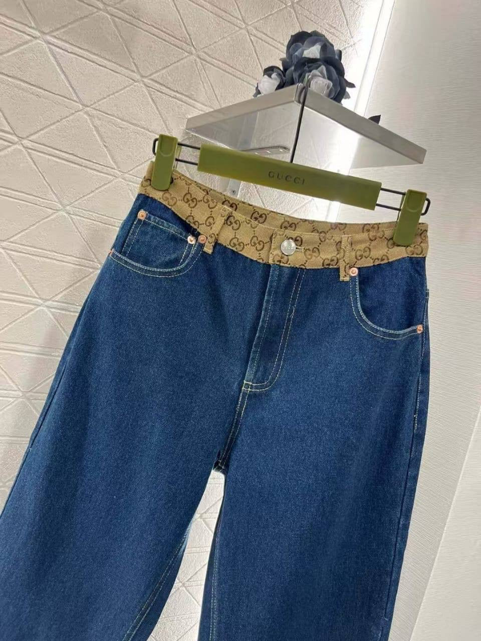 Gucci Jeans Pants