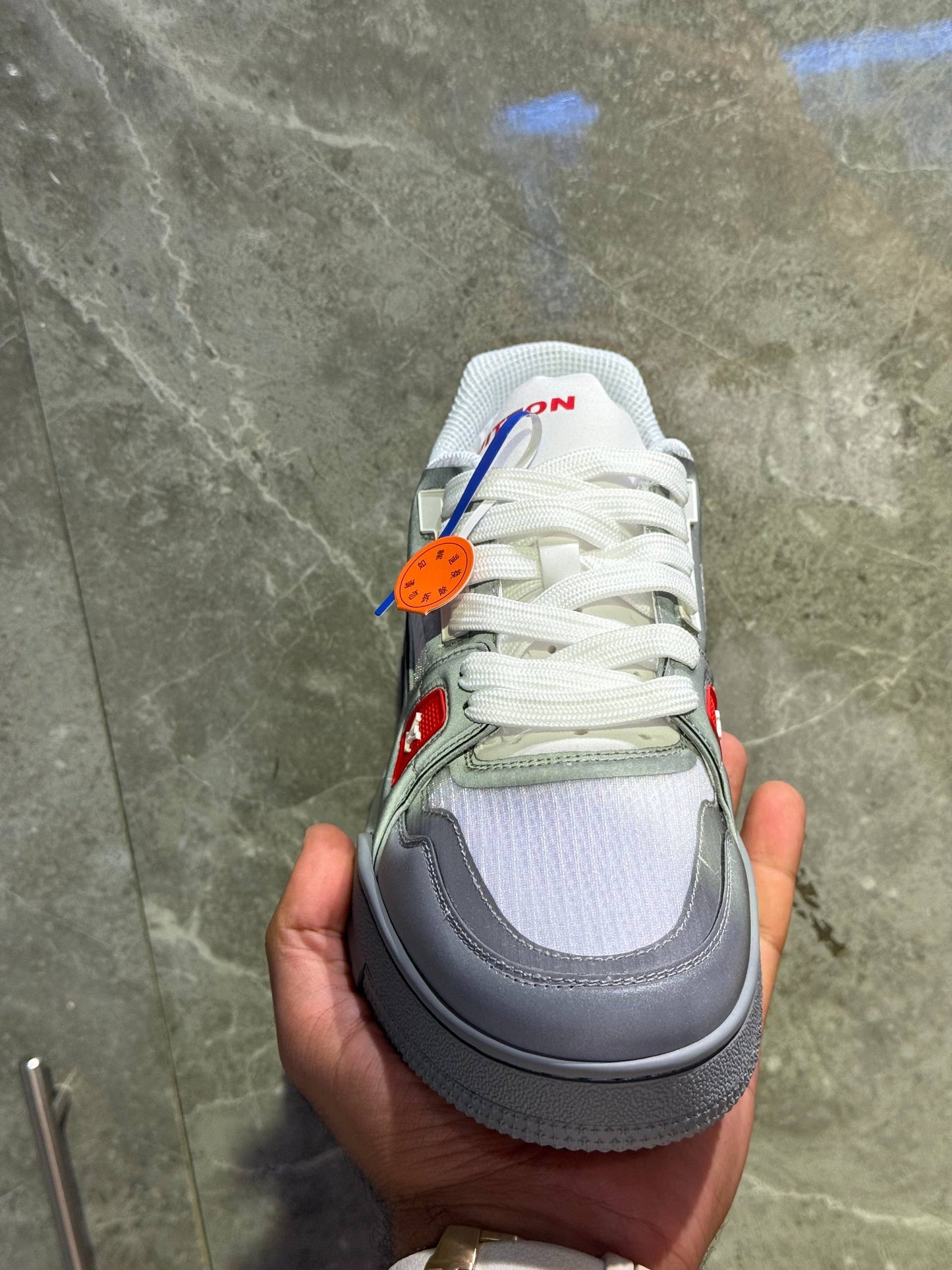 Louis Vuitton Sneakers