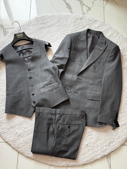 Dior Suit