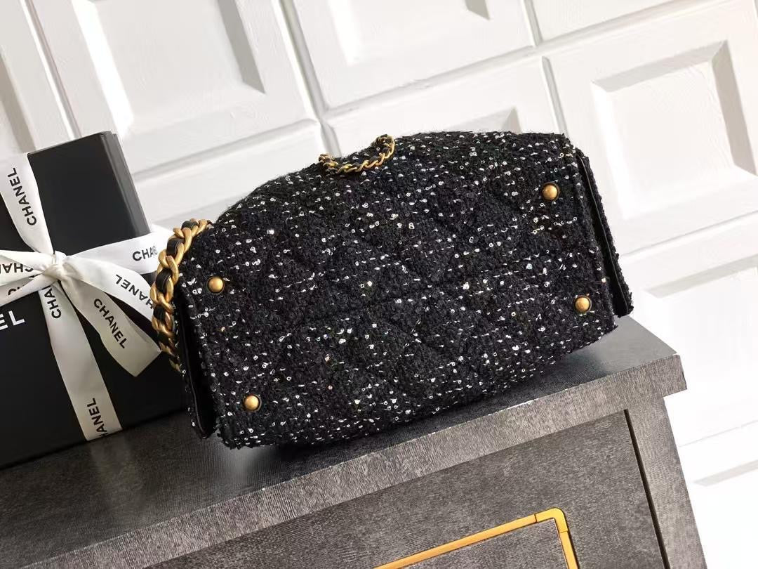 Chanel Shoulder Bag (VIP Quality)