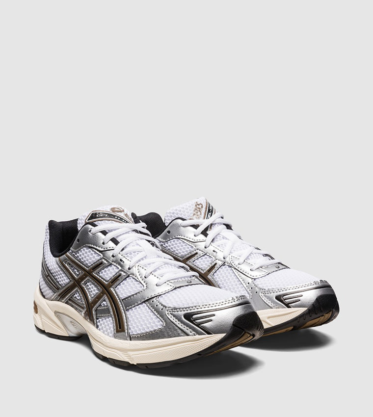 ASICS Sneakers