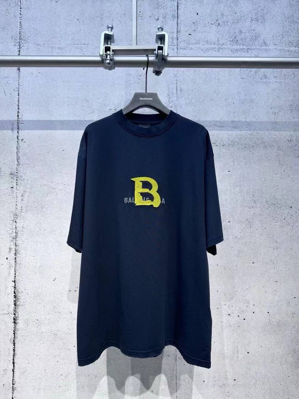 Balenciaga T-Shirt