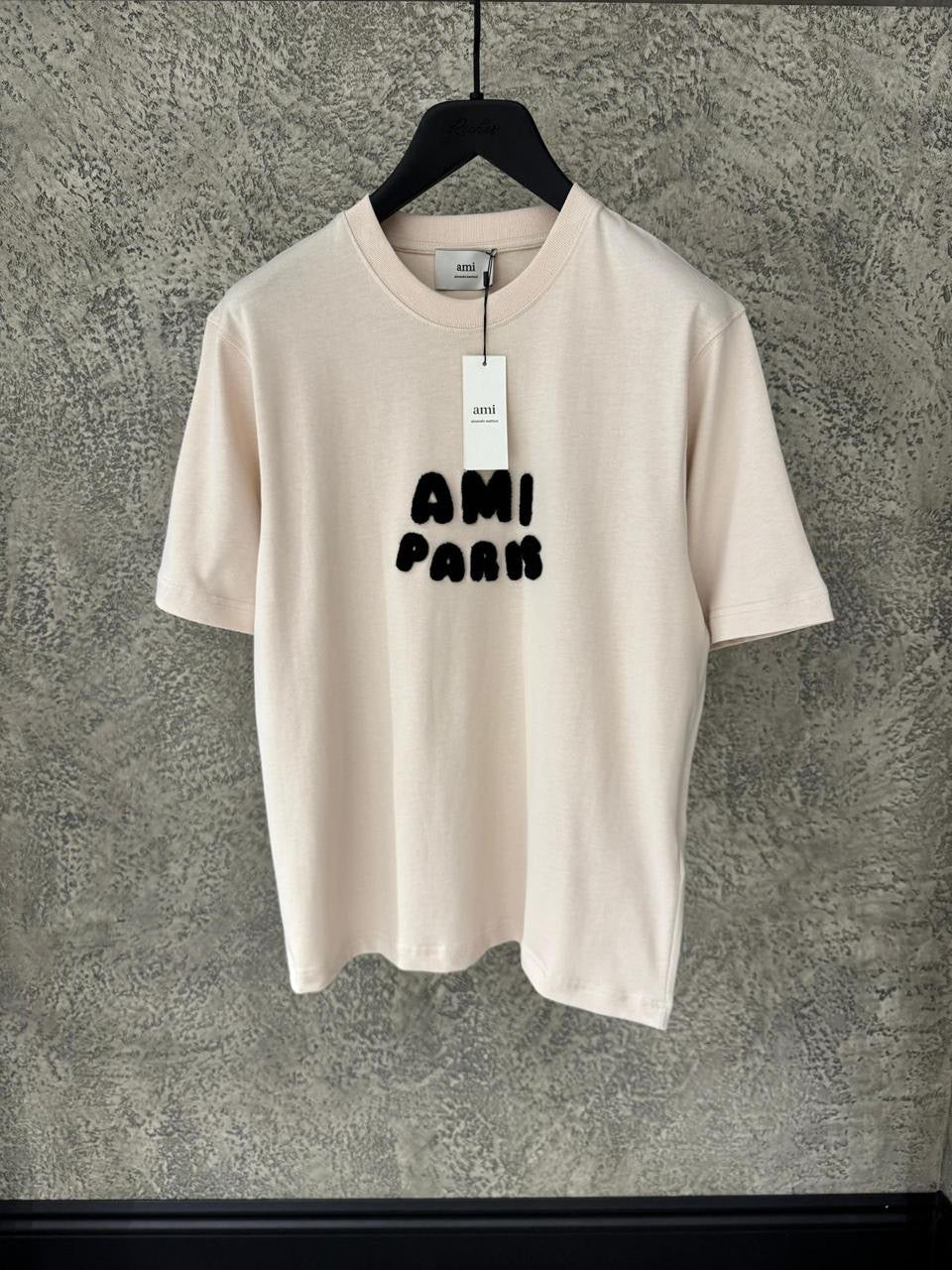 AMI T-Shirt 2 colors