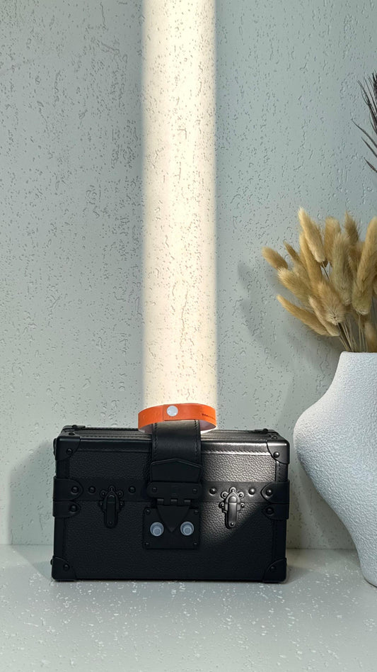 Louis Vuitton Sling Bag (VIP Quality)
