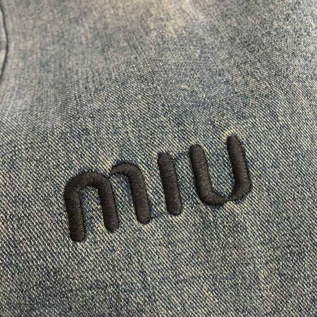 Miu Miu Jeans Pants