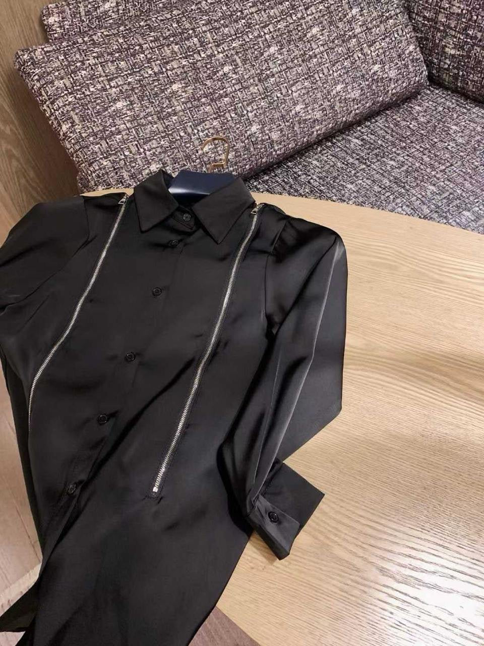 Louis Vuitton Shirt 2 colors