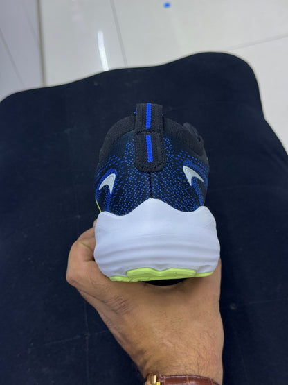 Brooks Sneakers