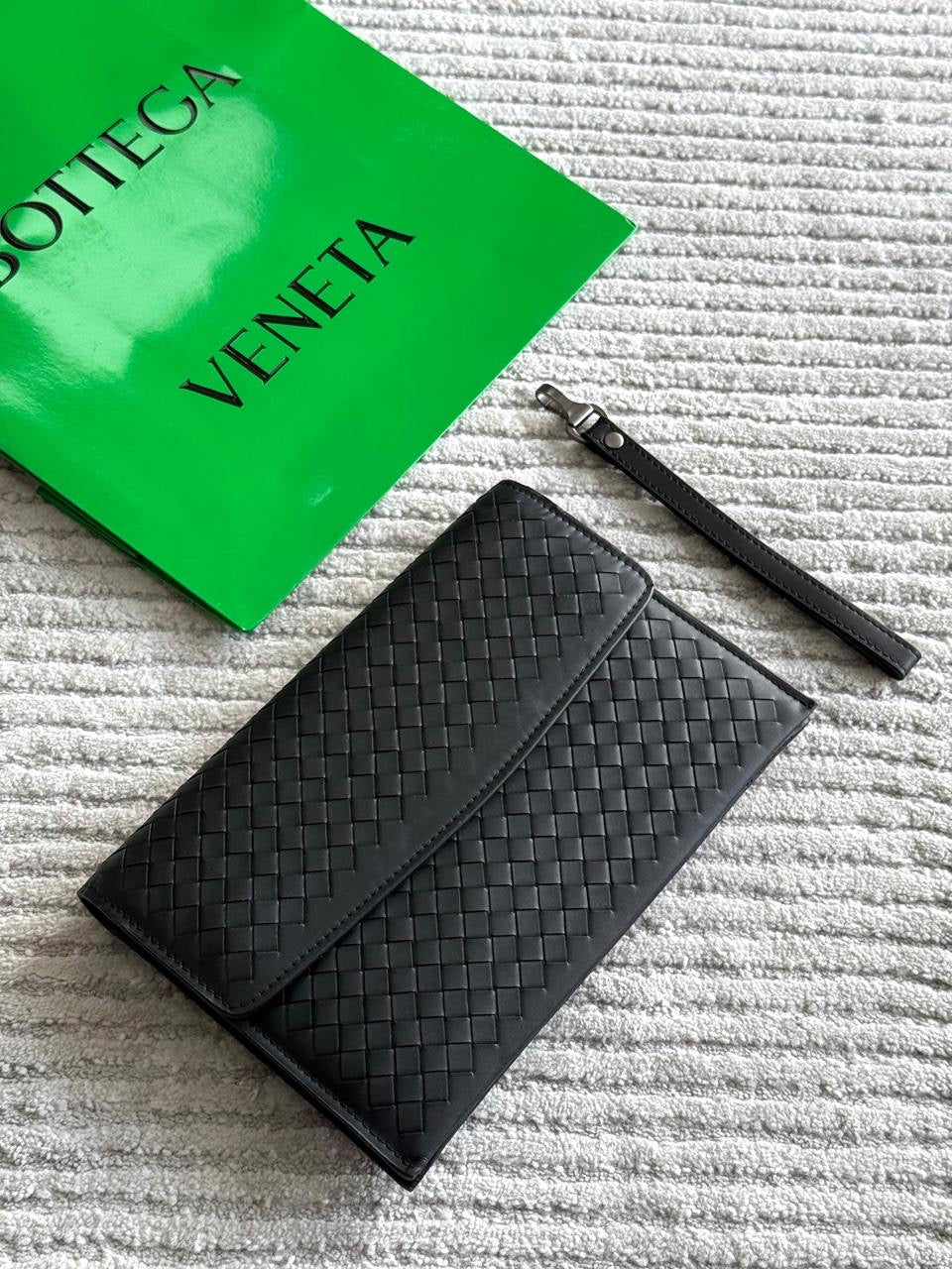 Bottega Clutch