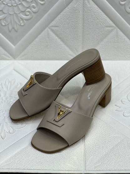 Louis Vuitton Heels & Slippers
