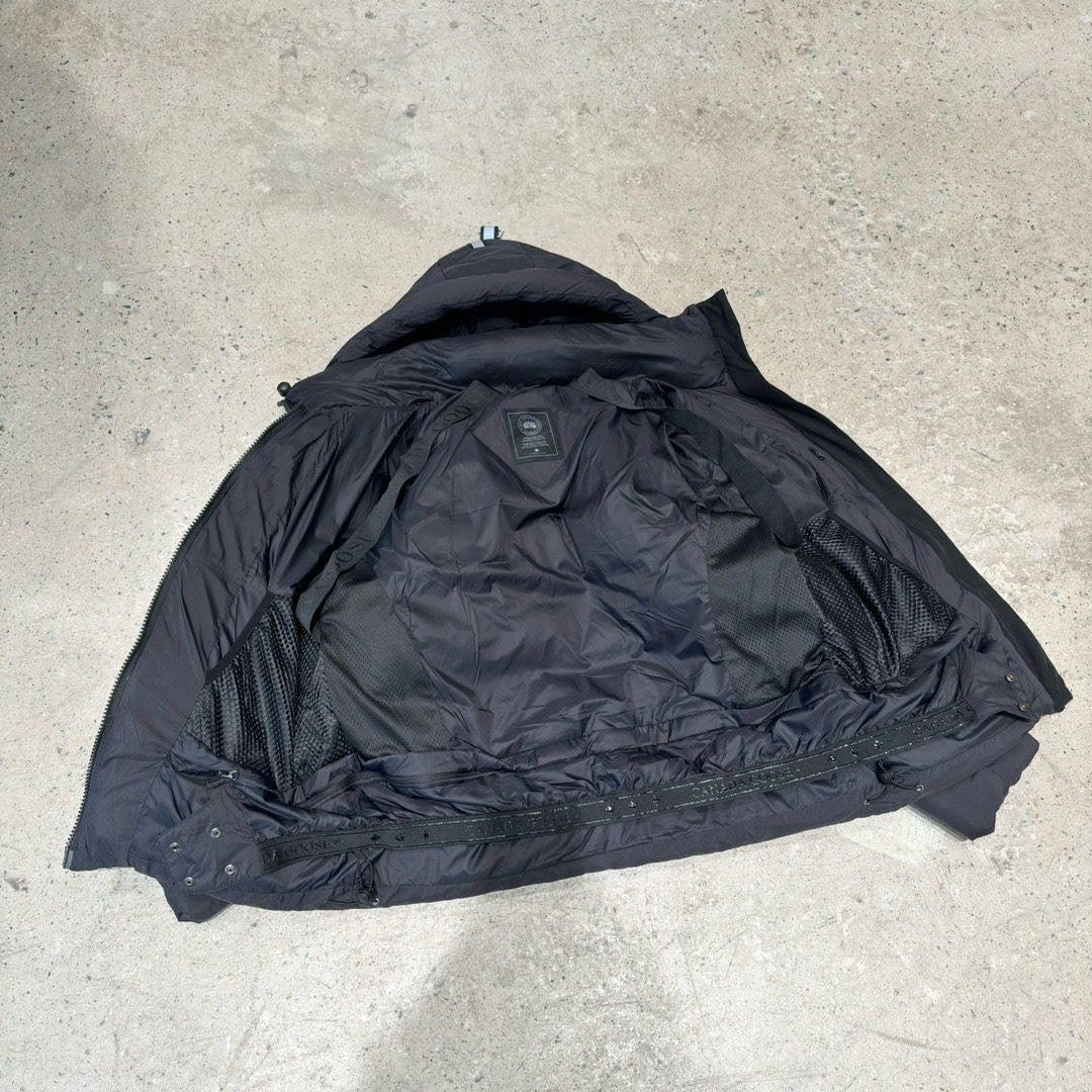 Canada Goose Jacket