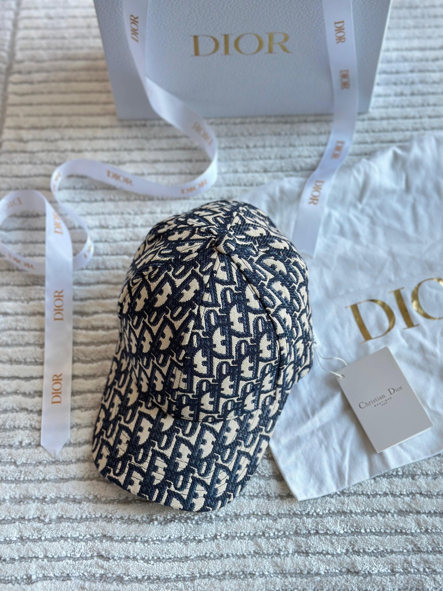 Dior Caps 7 colors