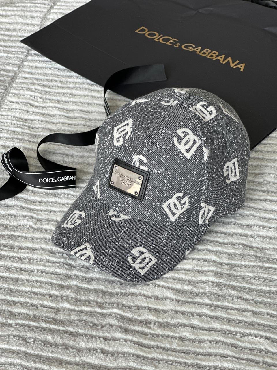 Dolce & Gabbana Caps 4 colors