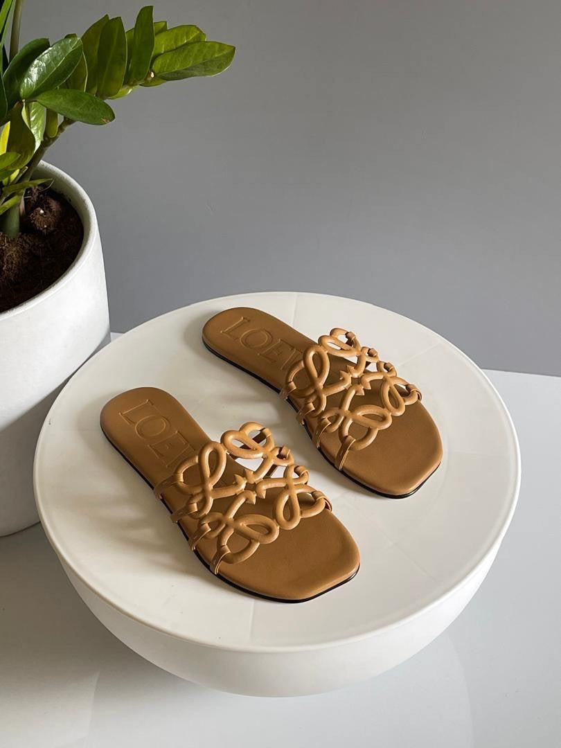 Loewe Slipper 2 colors