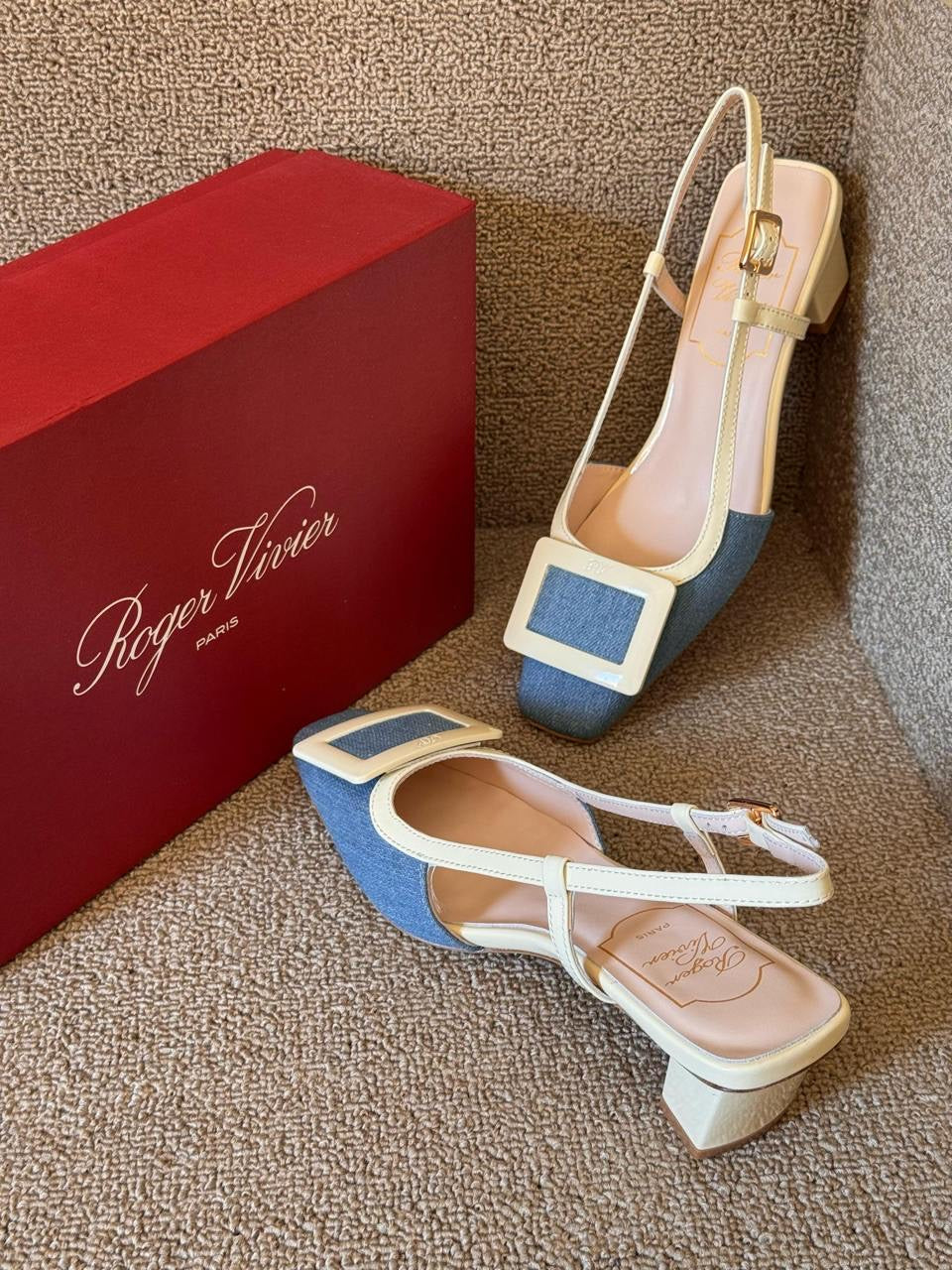 Roger Viver Heels