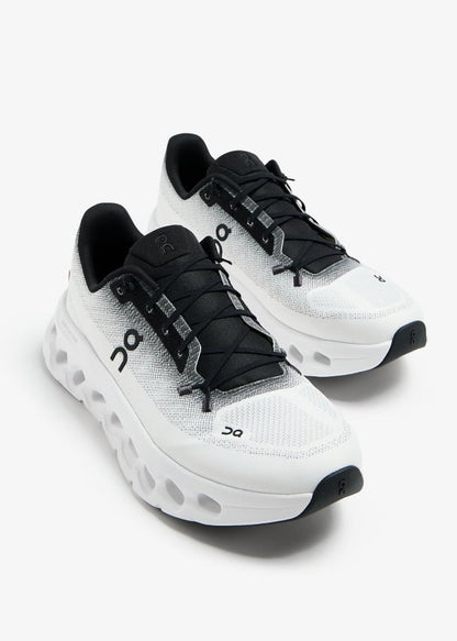 On Cloud  Sneakers