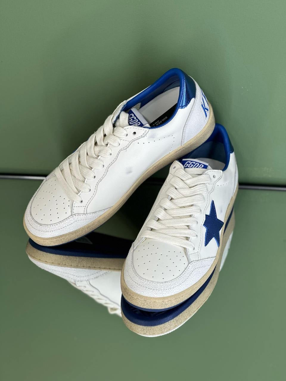 Golden Goose Sneakers