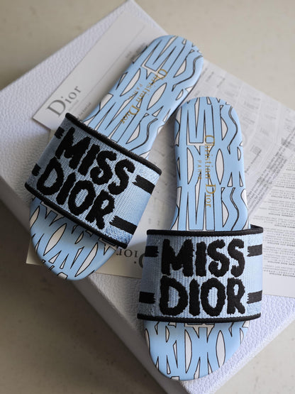 Dior flat