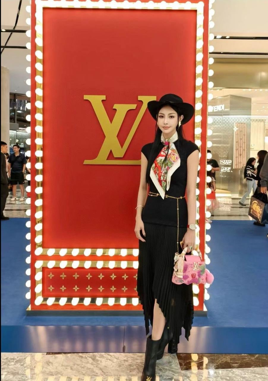 Louis Vuitton Belt 2 colors