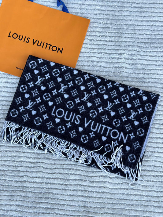 Louis Vuitton Unisex Scarf 5 colors