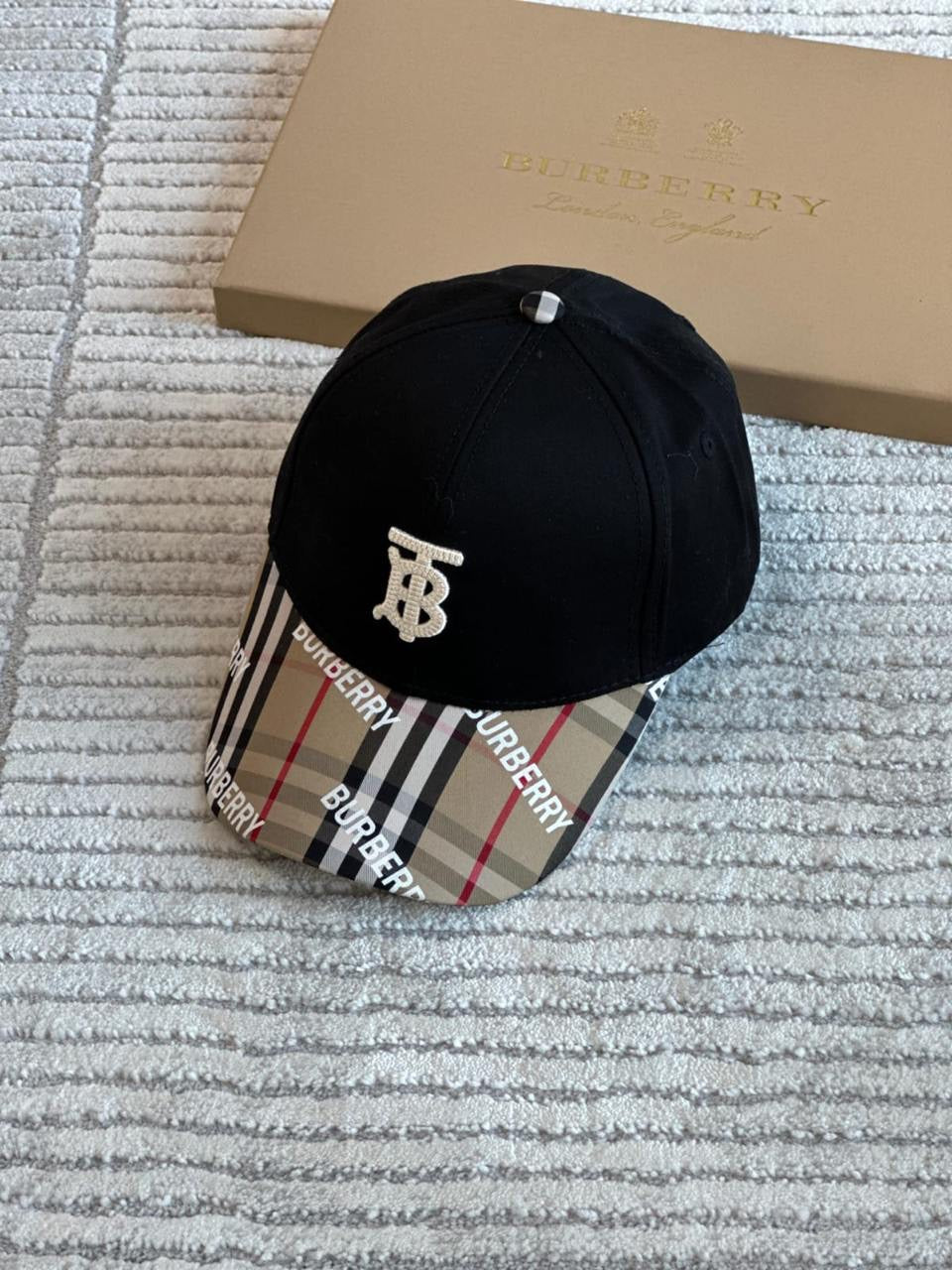 Burberry Cap 3 colors