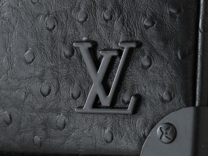 Louis Vuitton Messenger Bag