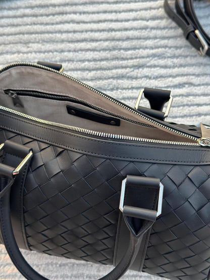 Bottega Sling Bag