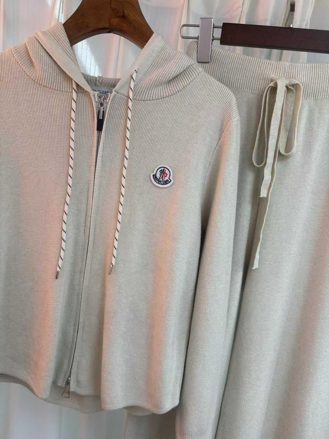 Moncler Set