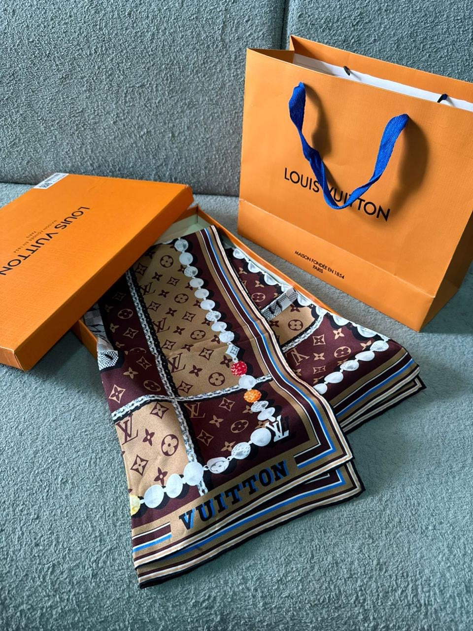 Louis Vuitton Scarfs 6 colors