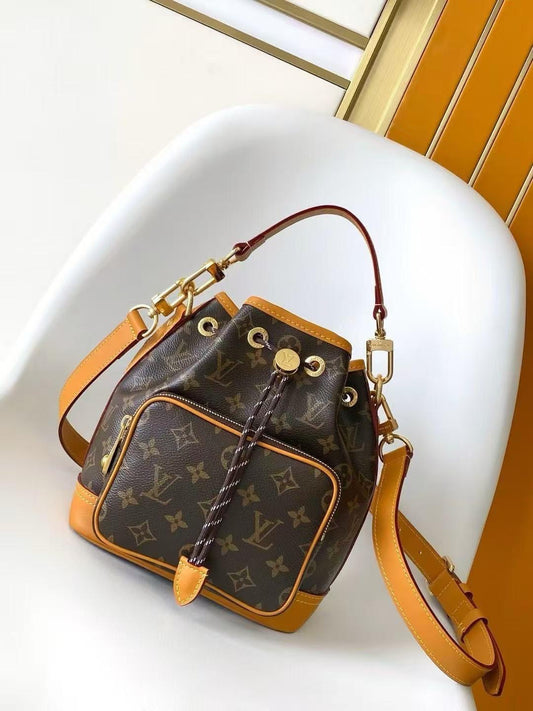 Louis Vuitton Sling