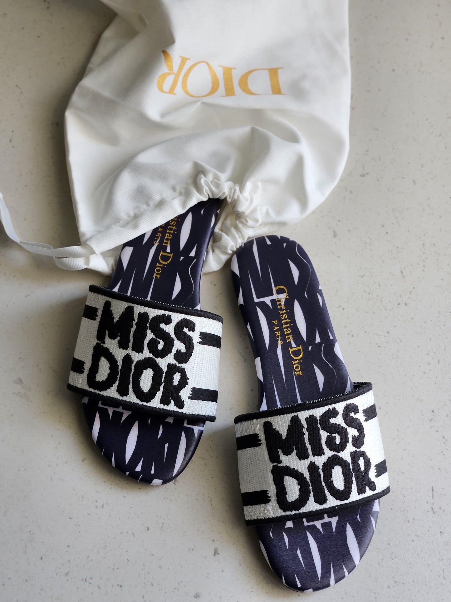 Dior flat