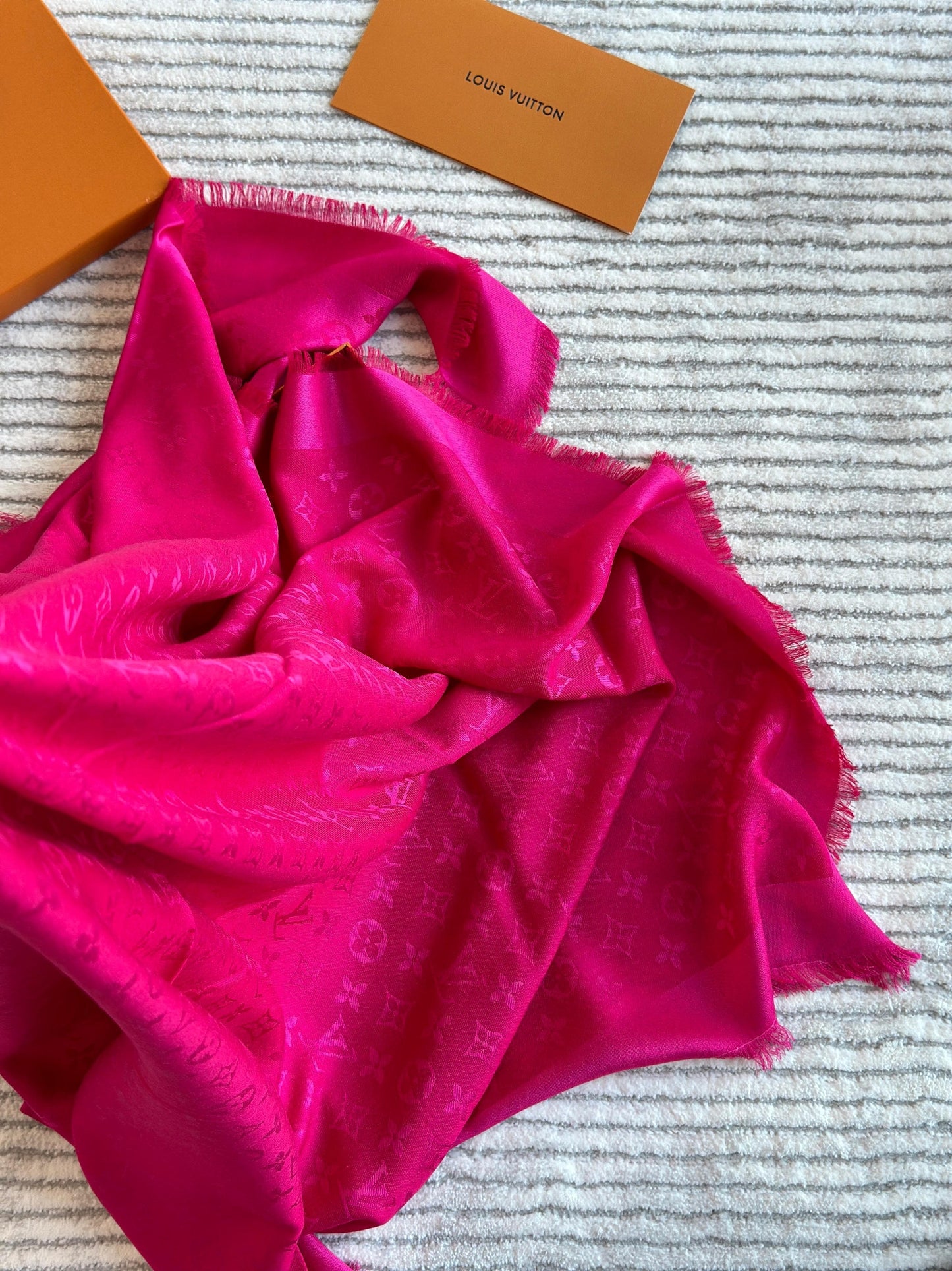 Louis Vuitton Scarf 2 colors