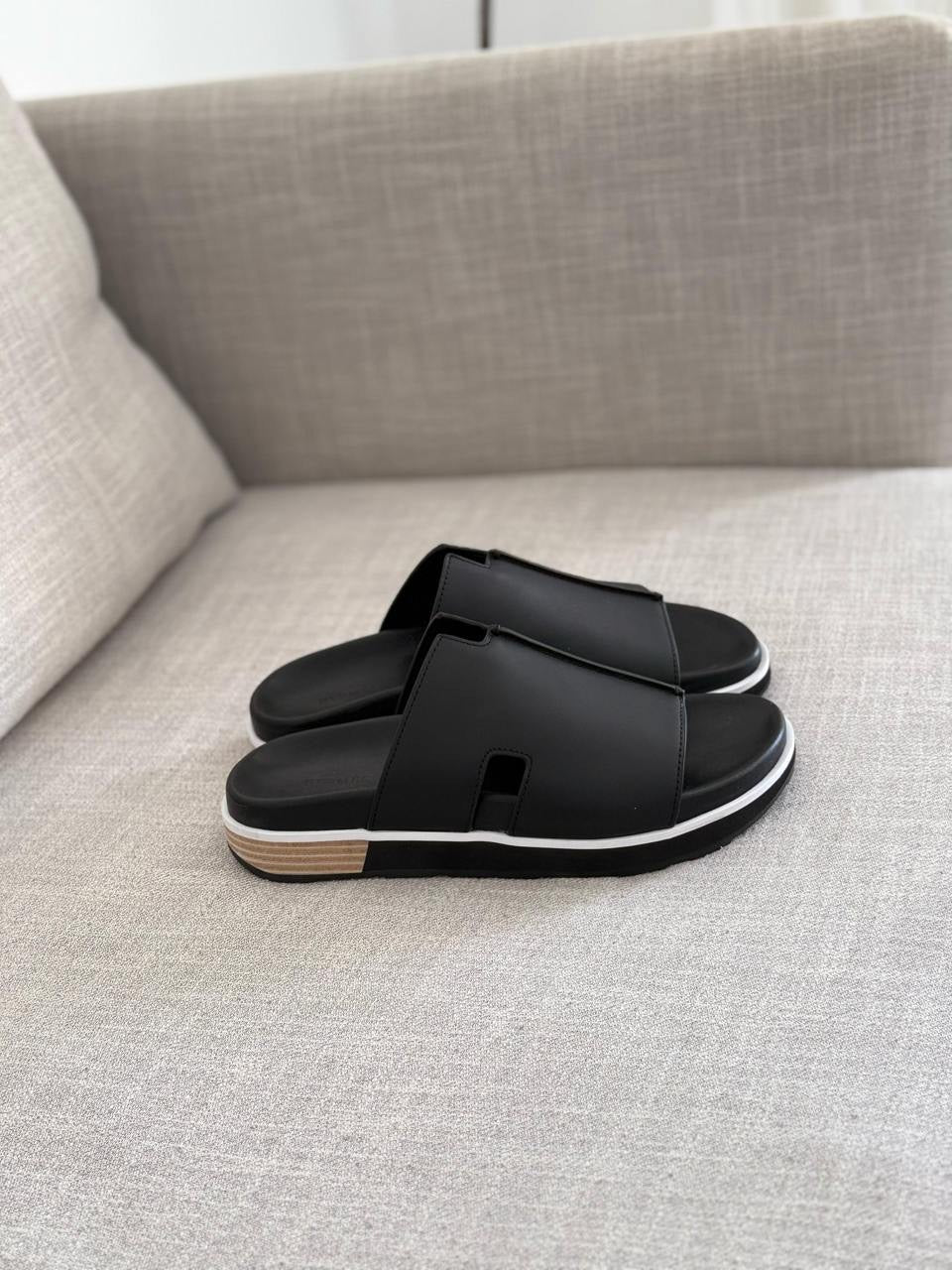Hermes Slippers 2 colors