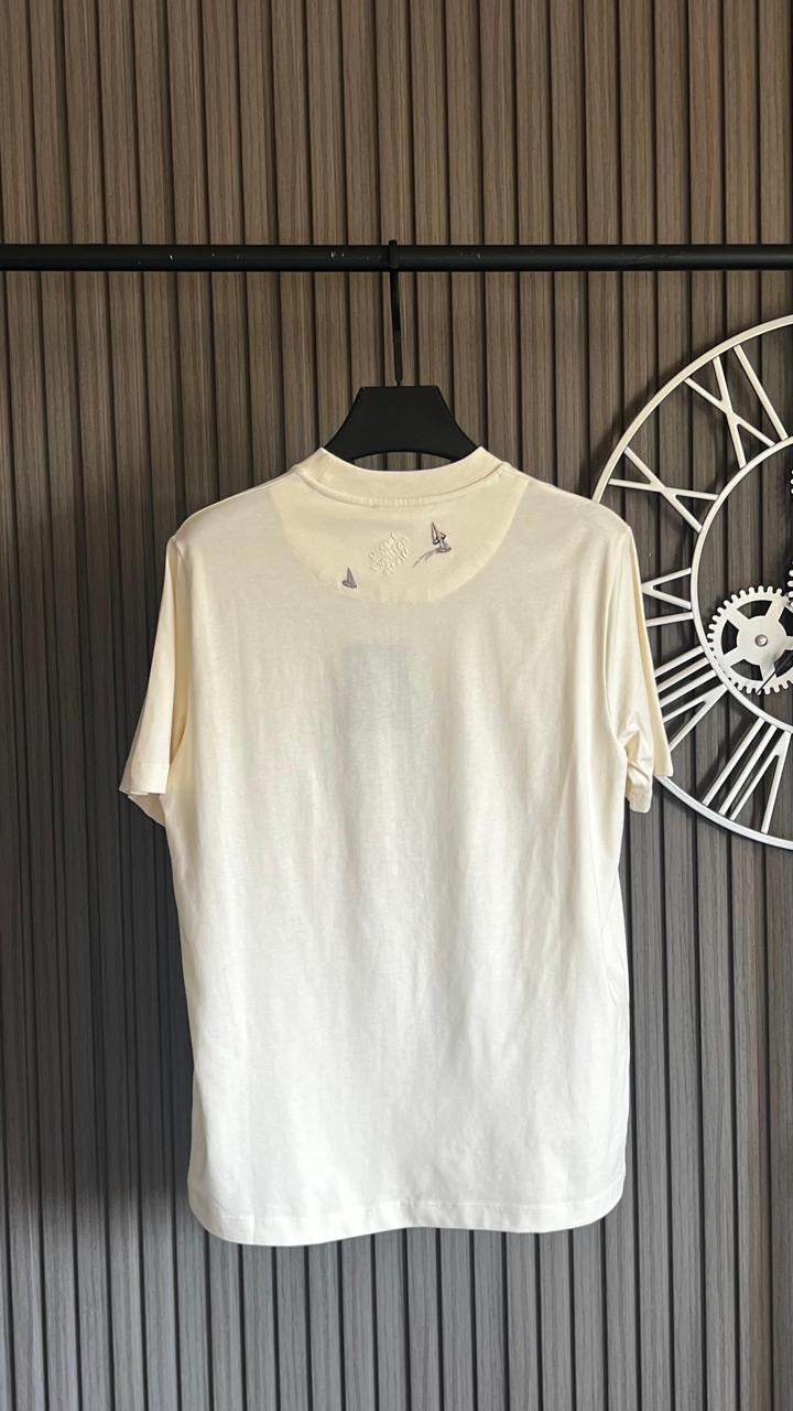 Louis Vuitton T-Shirt 2 colors