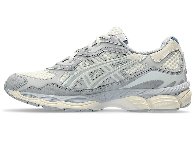 ASICS Sneakers