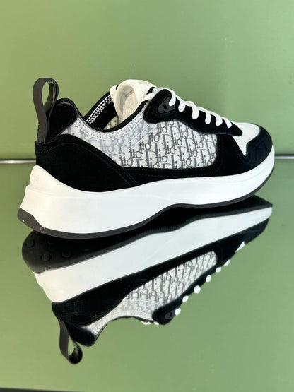 Dior B25 Sneakers