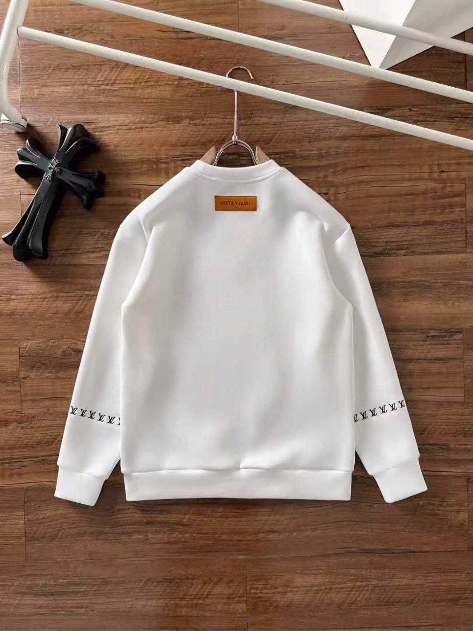 Louis Vuitton Sweatshirt