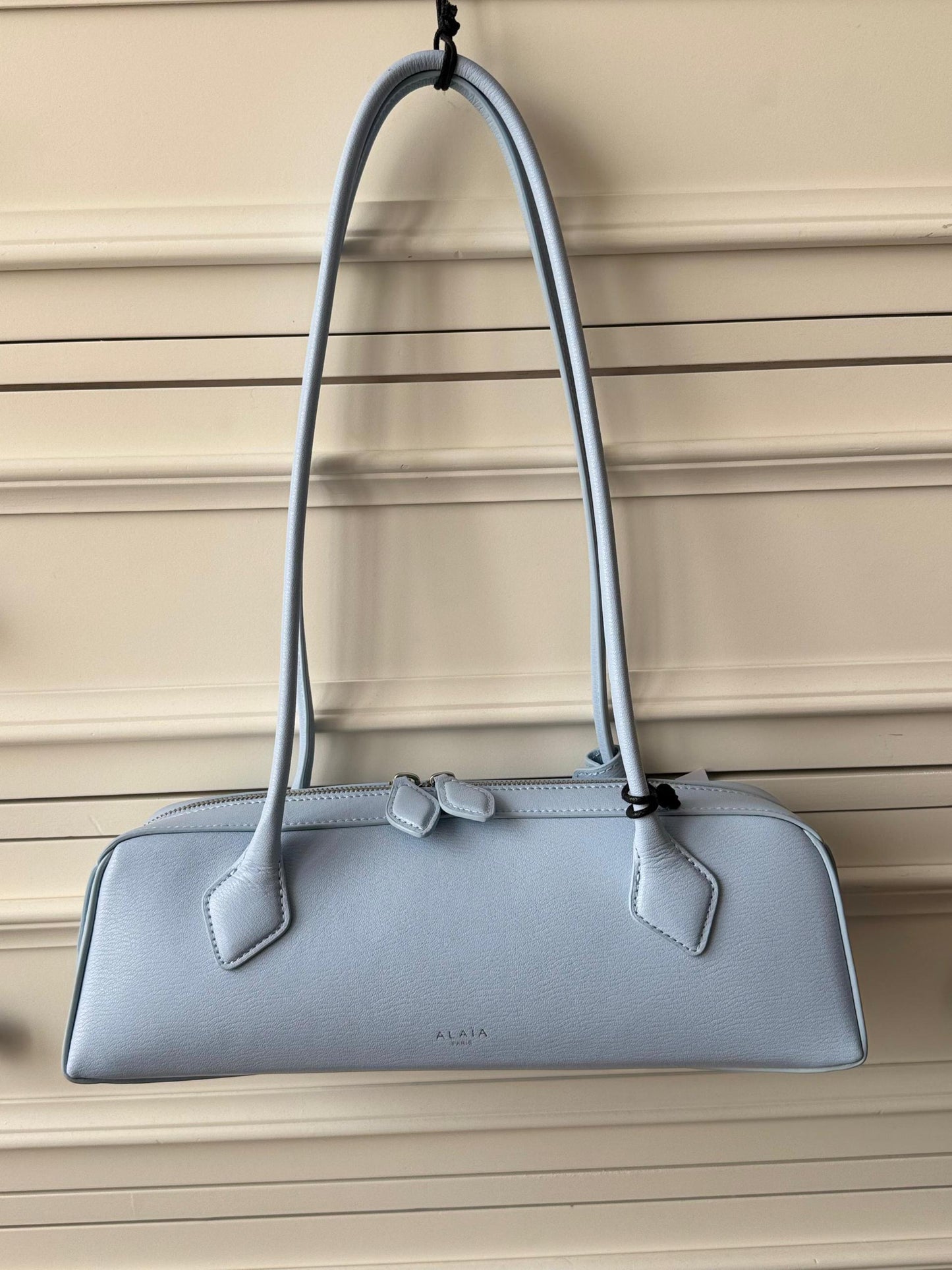 Alaia Shoulder Bag (VIP Quality)