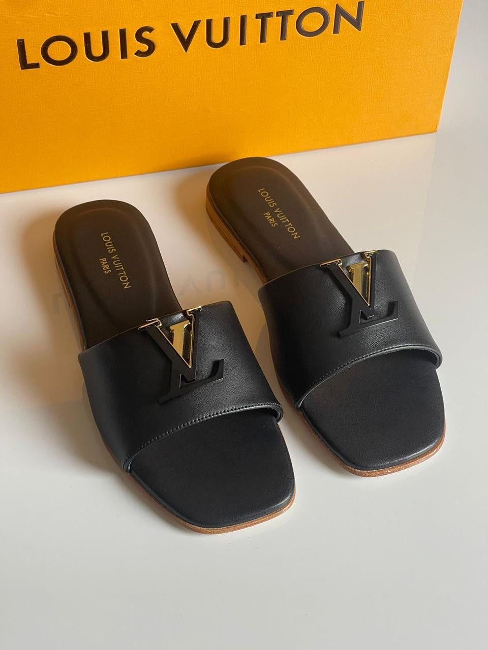 Louis Vuitton Slippers
