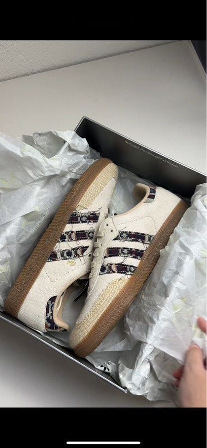 Adidas Samba x END