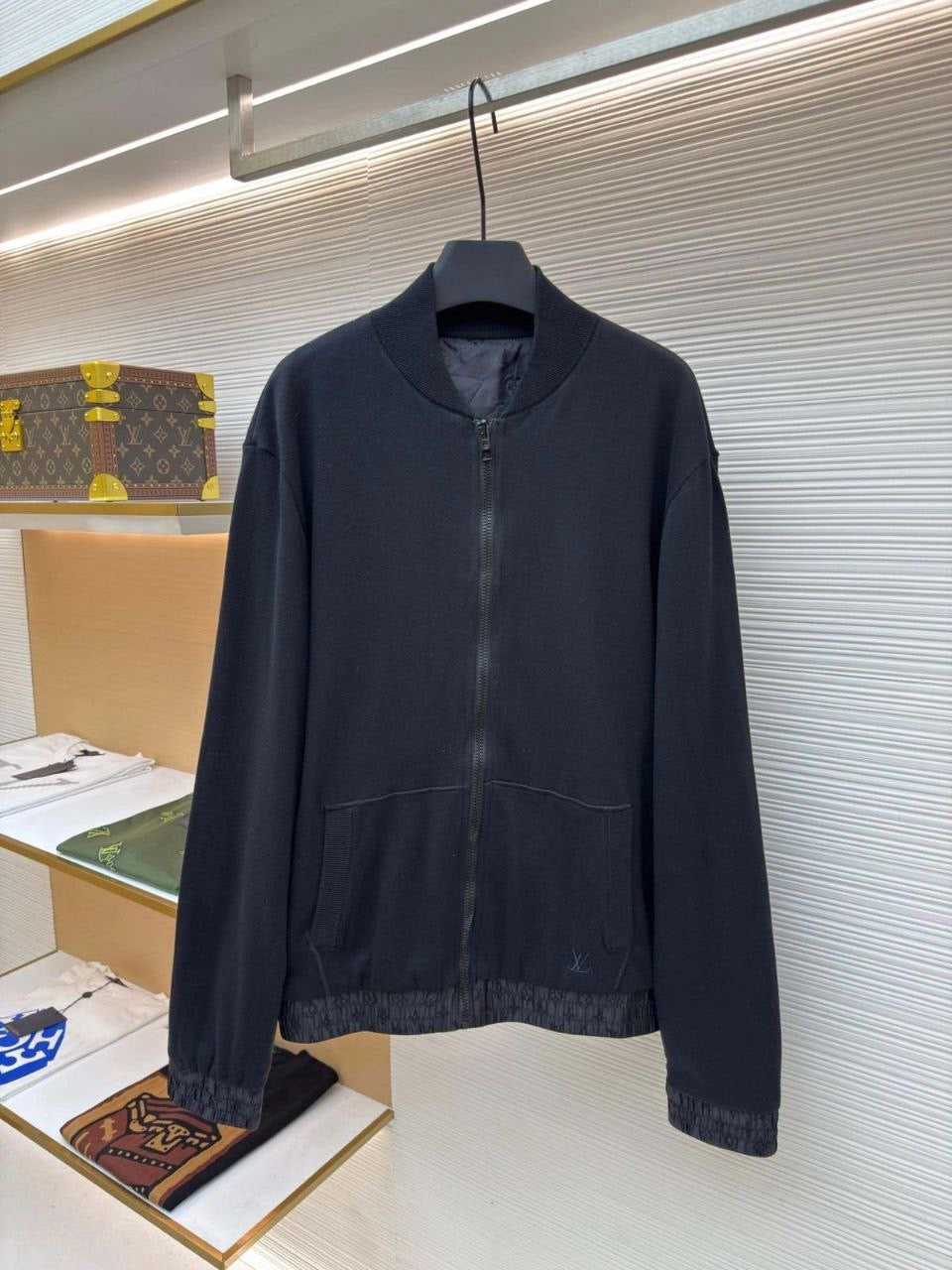 Louis Vuitton Sweatshirt