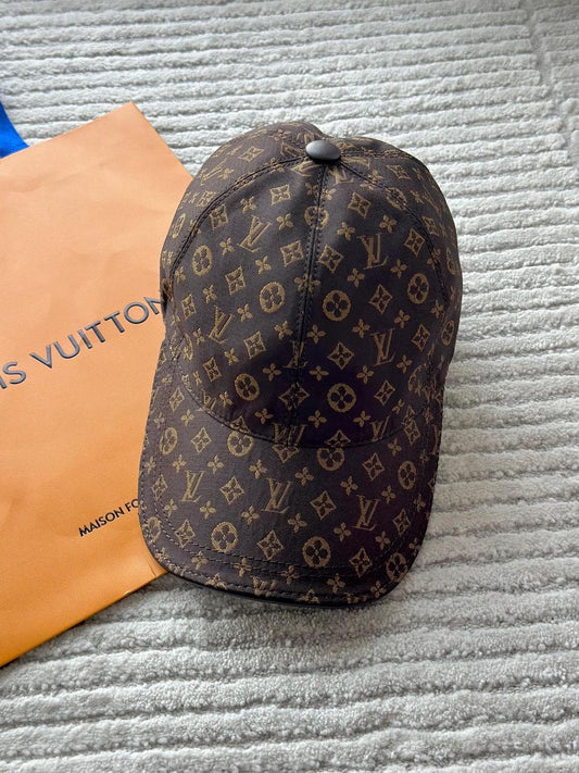 Louis Vuitton Cap 2 colors