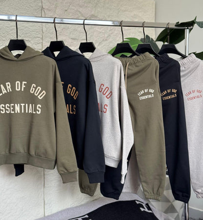 Essentials Set
