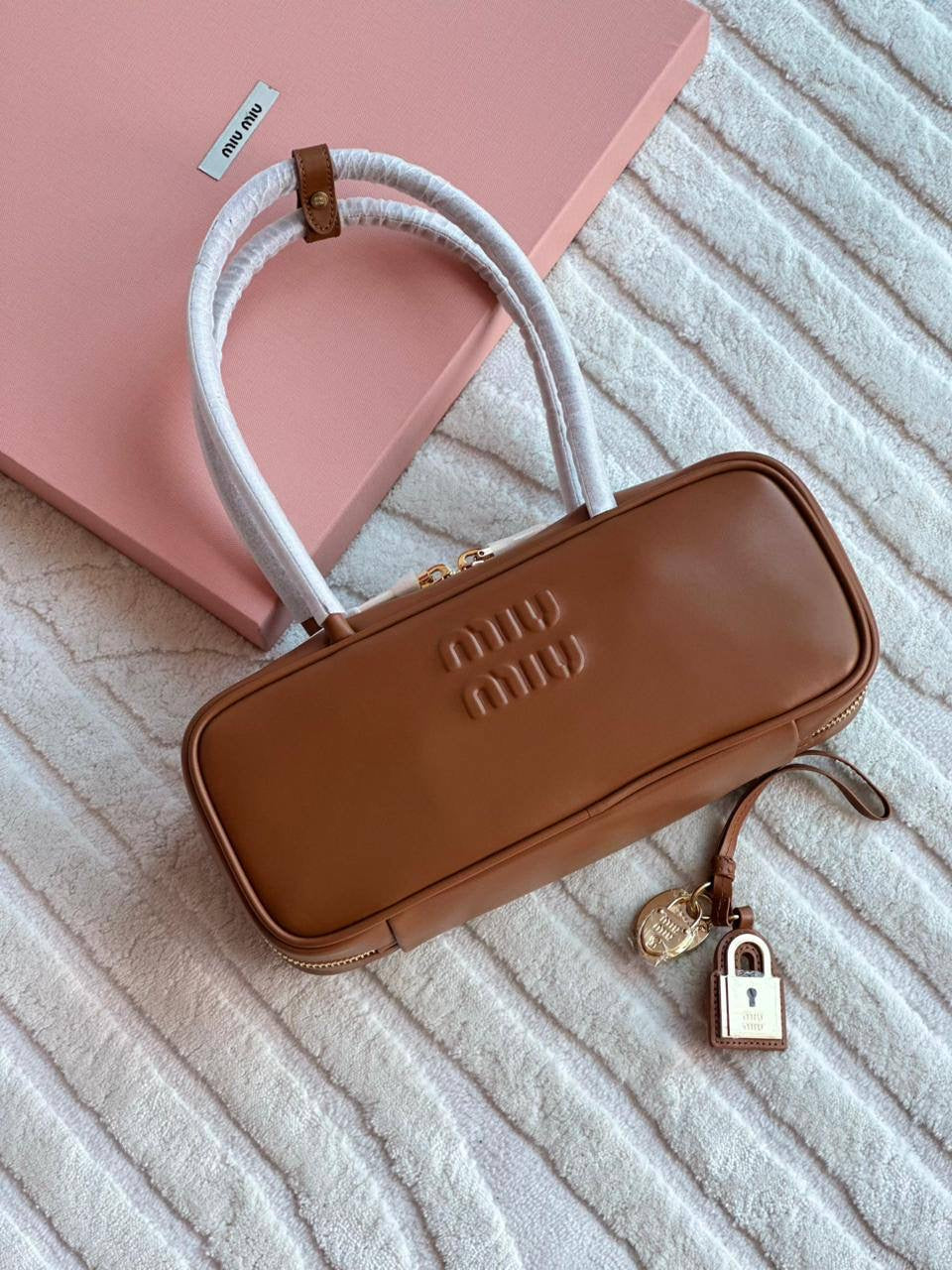 Miu Miu HandBag (VIP Quality)