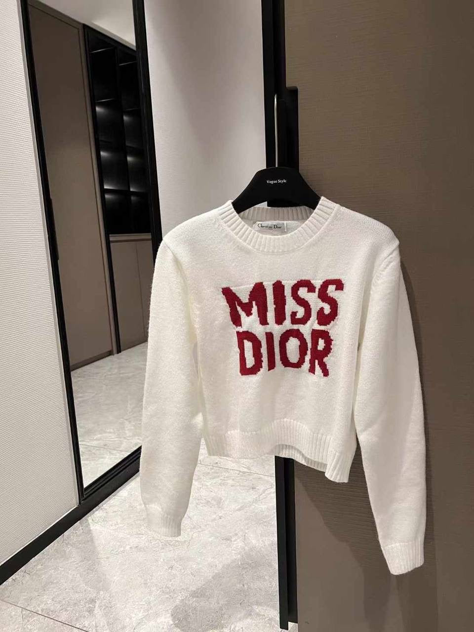 Dior Sweater 3 colors