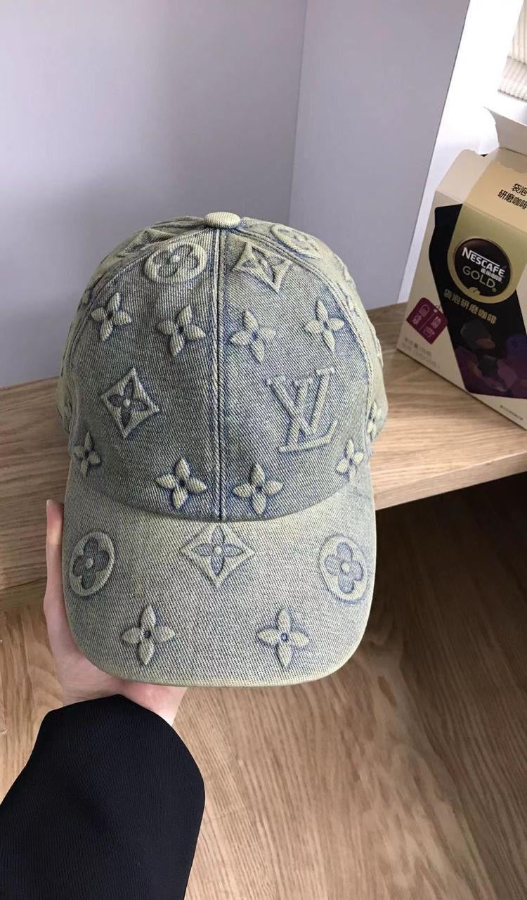 Louis Vuitton Caps 2 colors