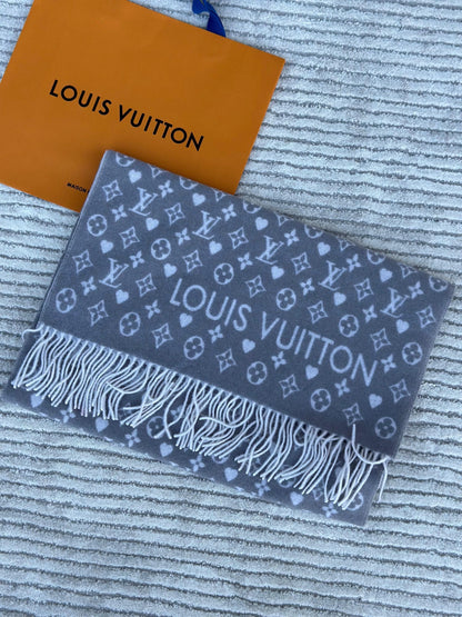 Louis Vuitton Unisex Scarf 5 colors