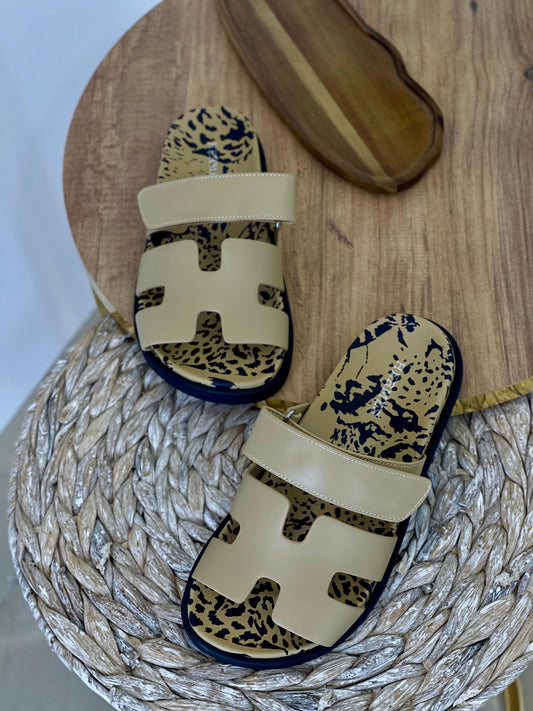 Hermes Slippers