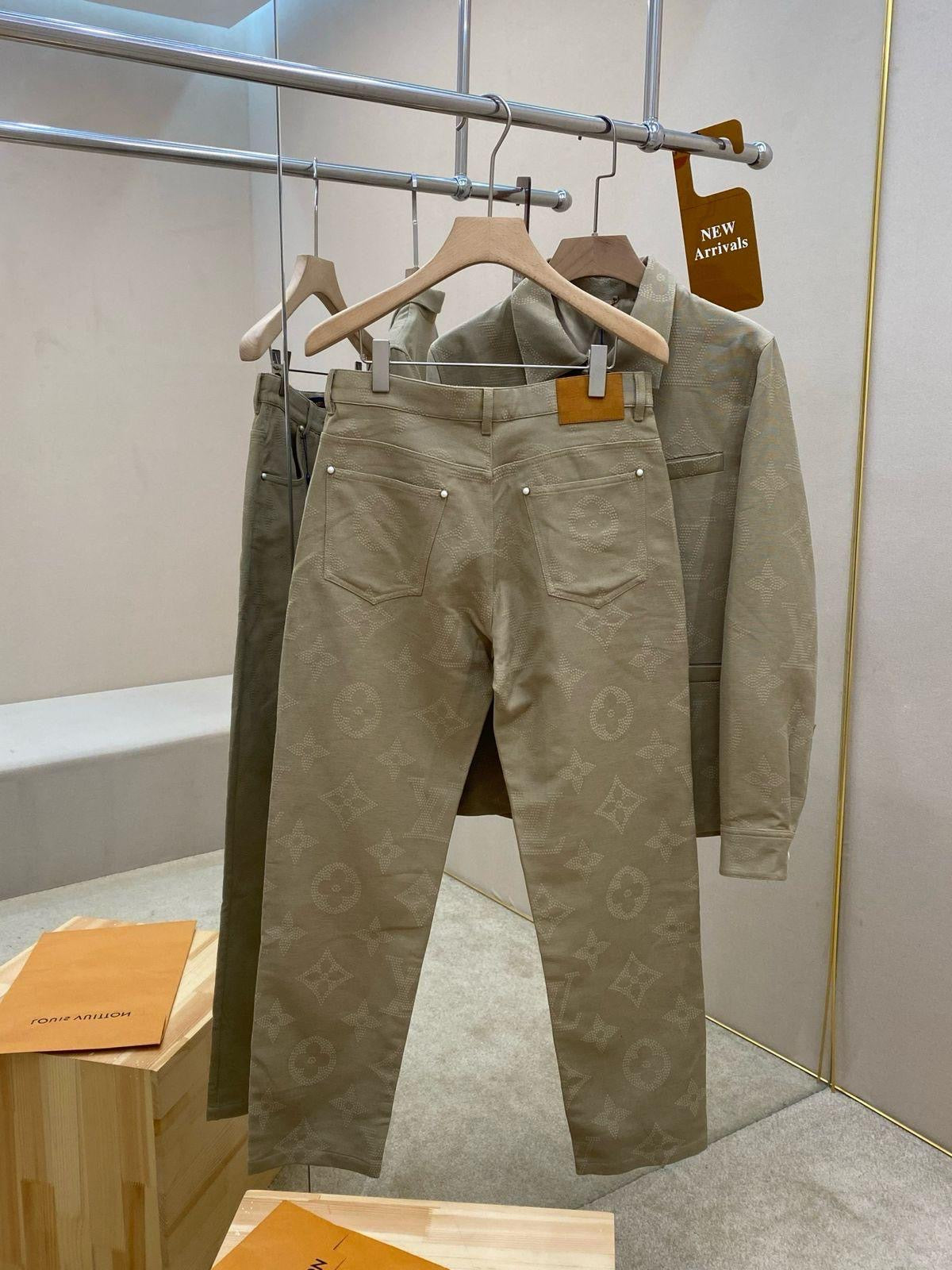 Louis Vuitton Set