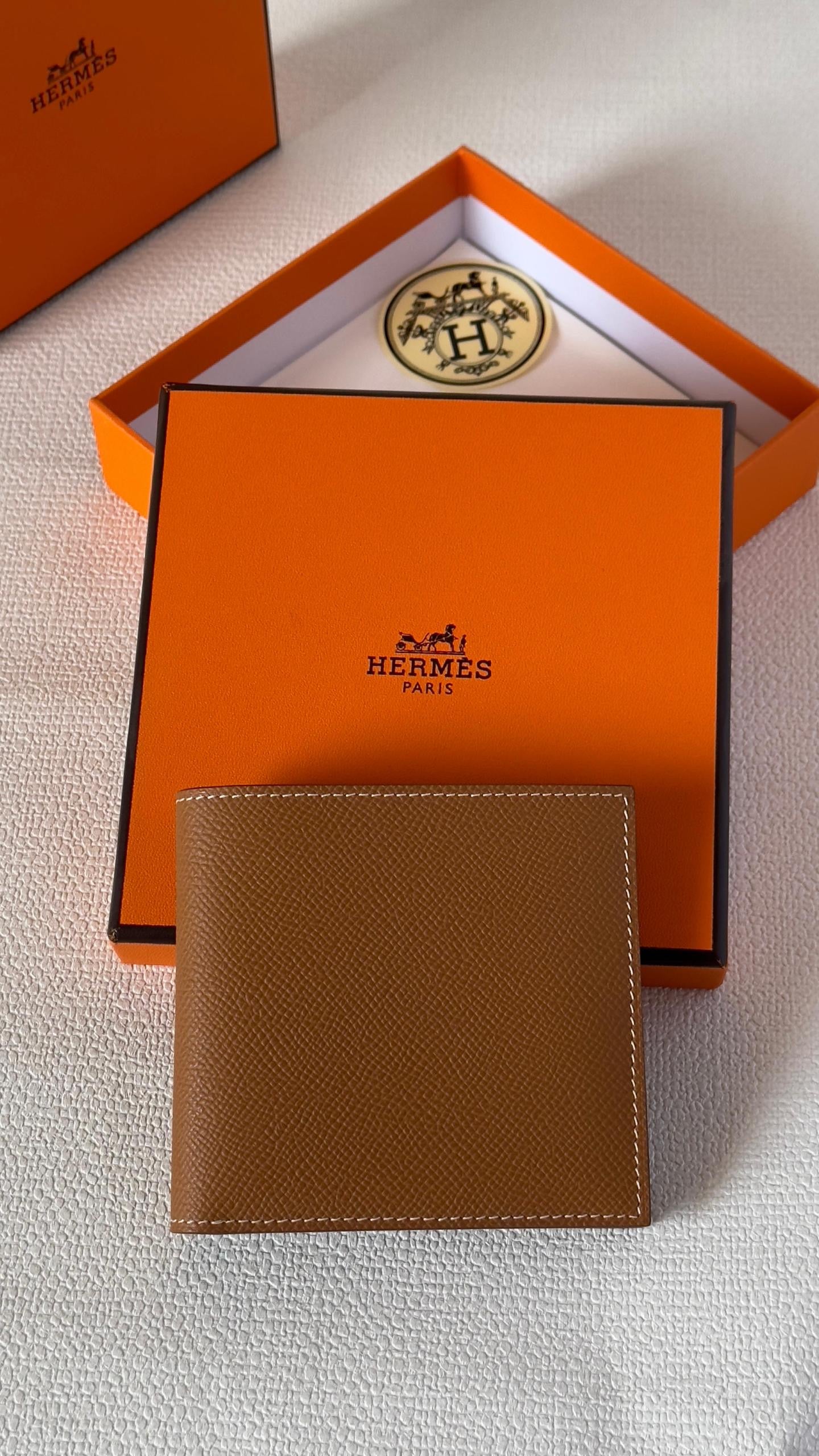 Hermes Wallet 9 colors (VIP Quality)